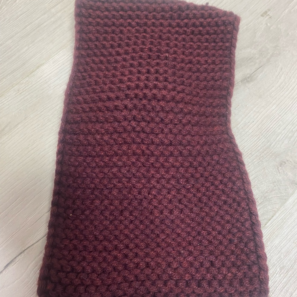 West Loop Maroon Knit Hairband - Picture 7 of 7